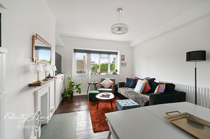 2 Bedroom Flat For Sale In Bevenden Street, London, N1