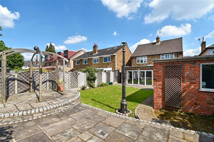 3 Bedroom Detached House For Sale In Charles Street, Uxbridge, UB10