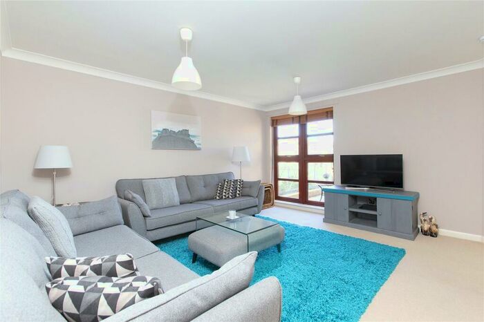 2 Bedroom Flat To Rent In East Werberside, Fettes, Edinburgh, EH4