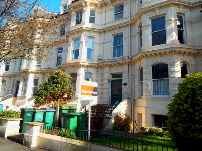 2 Bedroom Flat To Rent In Castle Hill Avenue, Folkestone, CT20