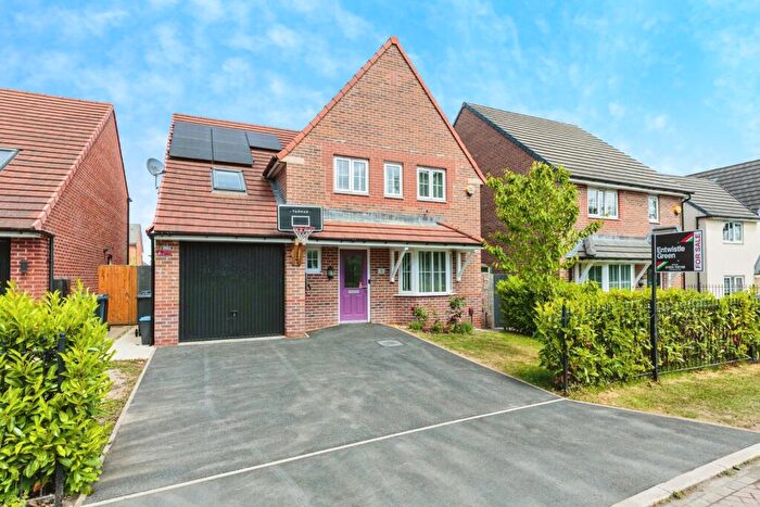 5 Bedroom Detached House For Sale In Danson Drive, Preston, Lancashire, PR4