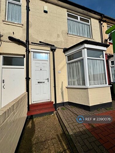 2 Bedroom Terraced House To Rent In Great Bridge Street, West Bromwich, B70
