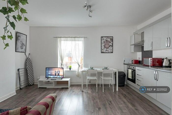1 Bedroom Flat To Rent In Midland Road, Wellingborough, NN8