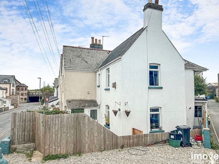 3 Bedroom End Terrace House For Sale In Quay Road, Newton Abbot, TQ12