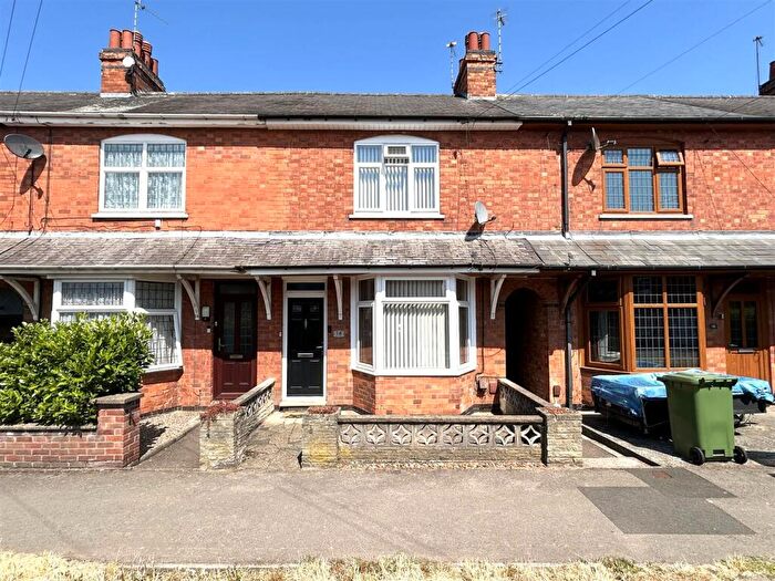 3 Bedroom Terraced House For Sale In Lea Close, Thurmaston, LE4