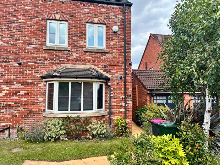 4 Bedroom Semi-Detached House To Rent In Progress Drive, Bramley, S66