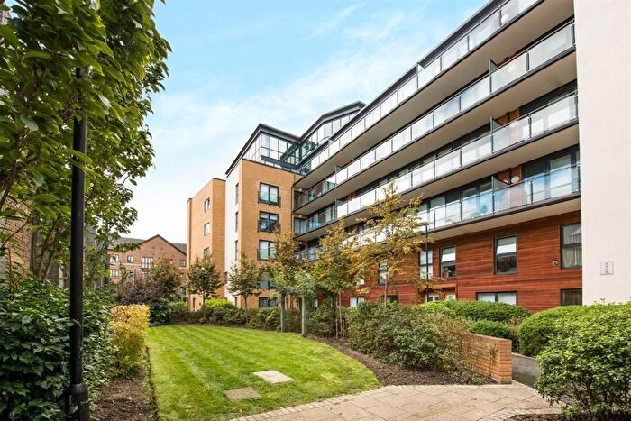 1 Bedroom Flat To Rent In Forge Square, Westferry Road, Isle Of Dog, Canary Wharf, London, E14