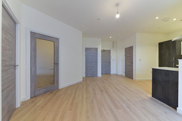 2 Bedroom Apartment To Rent In Bayard Appartments, Broadway, PE1
