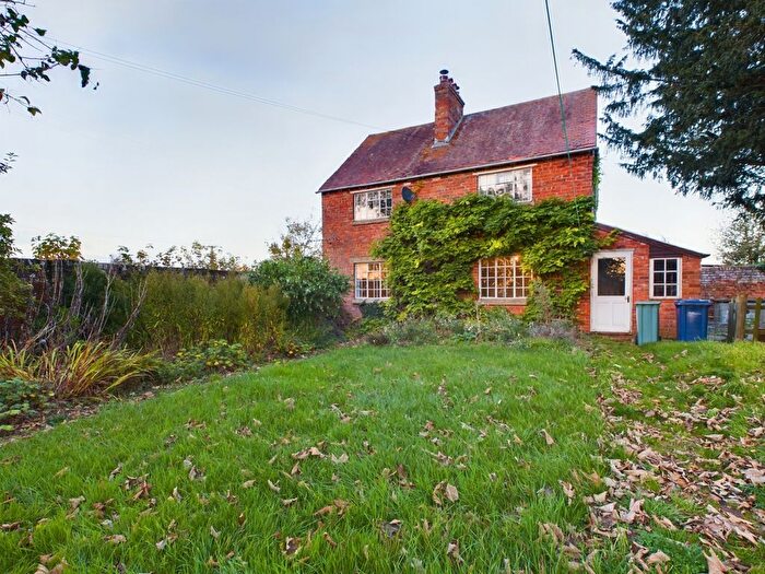 3 Bedroom Cottage To Rent In Base Lane, Sandhurst, Gloucester, GL2