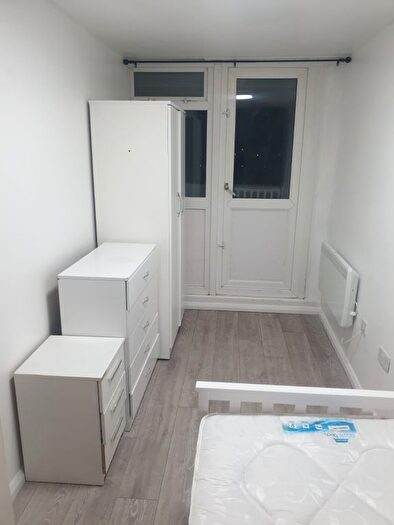 2 Bedroom Flat To Rent In Caradoc Close, Coventry, CV2