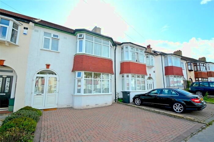 3 Bedroom Terraced House To Rent In Glenthorne Avenue, Croydon, CR0