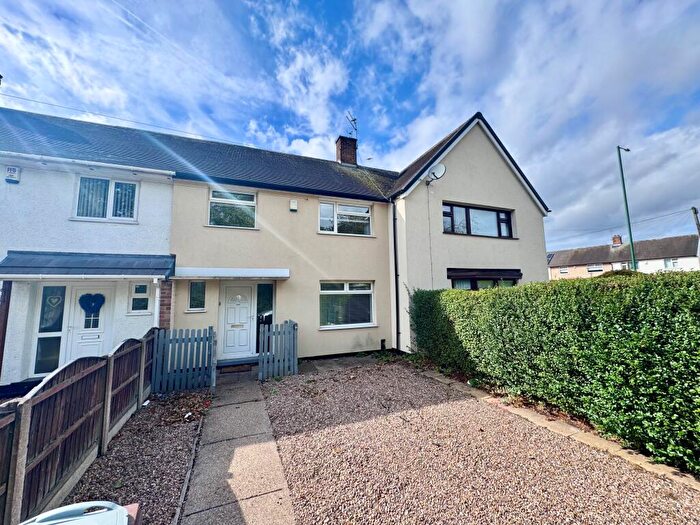 3 Bedroom House To Rent In Summerwood Lane, Clifton, NG11