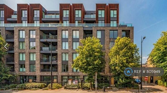 2 Bedroom Flat To Rent In Camden Road, London, NW1