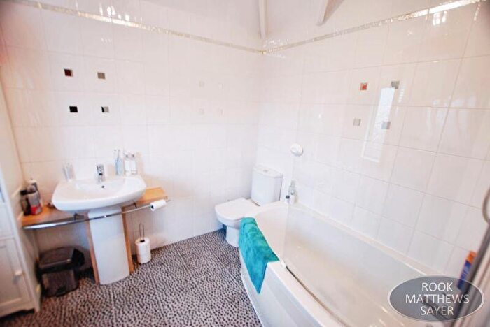 2 Bedroom Semi-Detached House For Sale In Hollywood Avenue, Newcastle Upon Tyne, NE3