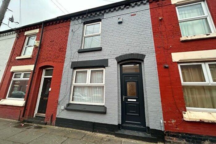 2 Bedroom Property To Rent In Greenleaf Street, Liverpool, L8