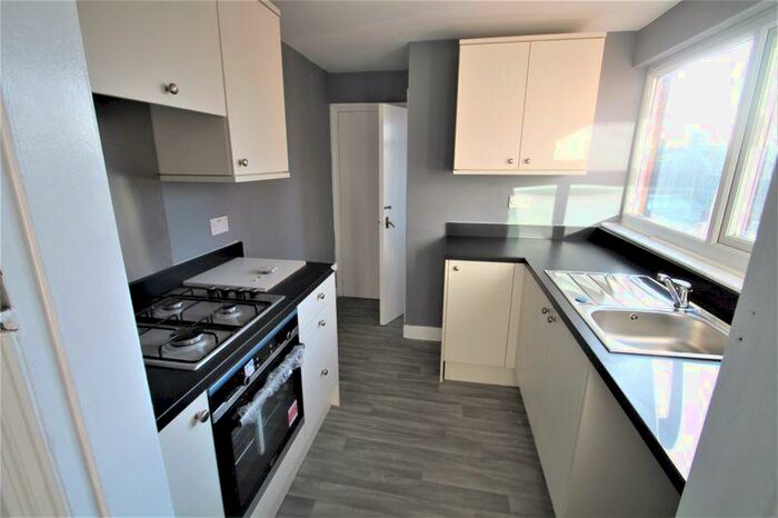 3 Bedroom Flat To Rent In Carlisle, Sunderland, SR5