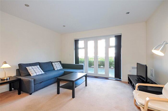 2 Bedroom Apartment To Rent In Palmerston House, Aran Walk, Reading, Berkshire, RG2