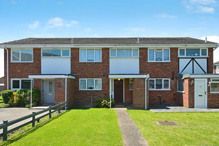 3 Bedroom Terraced House For Sale In Turpin Avenue, Collier Row, Romford, RM5