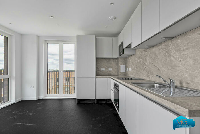 2 Bedroom Apartment To Rent In Medawar Drive, Mill Hill, London, NW7