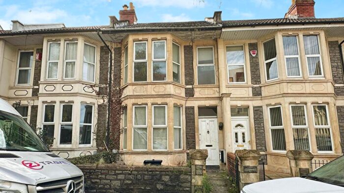 4 Bedroom House For Sale In Elfin Road, Bristol, BS16