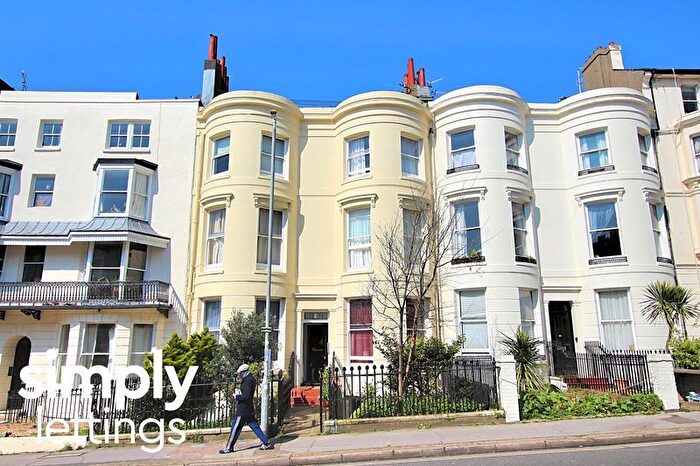 1 Bedroom Flat To Rent In Lower Rock Gardens, Brighton, BN2