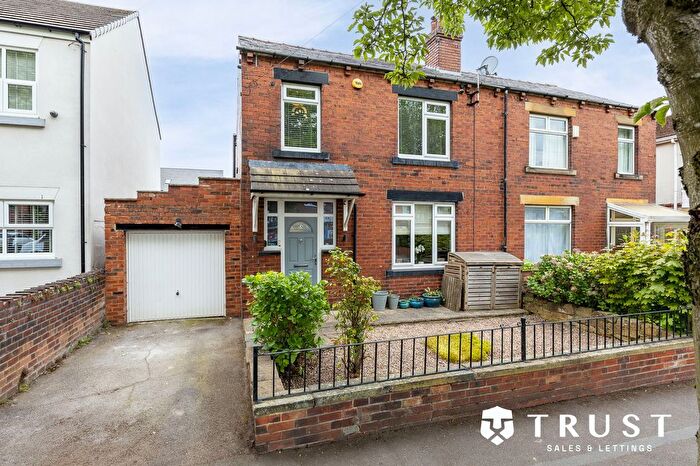 3 Bedroom Semi-Detached House For Sale In Bywell Road, Dewsbury, WF12
