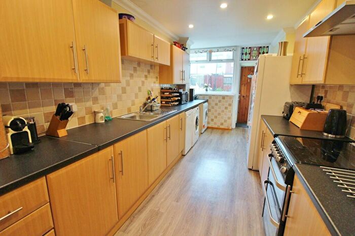 3 Bedroom Terraced House For Sale In Monmouth Road, North End, PO2