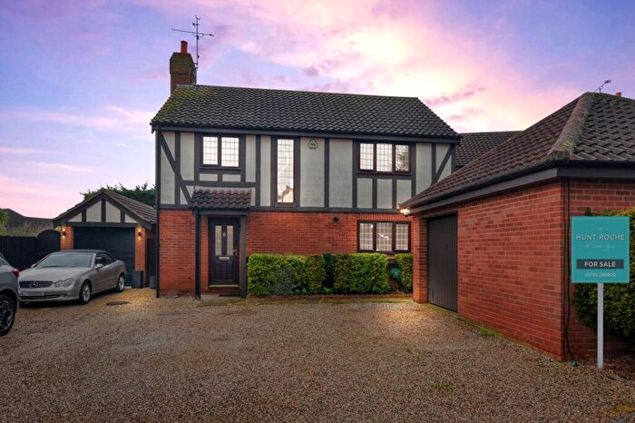 4 Bedroom Detached House For Sale In Dalwood, Bournes Green School Catchment, Shoeburyness, Essex, SS3