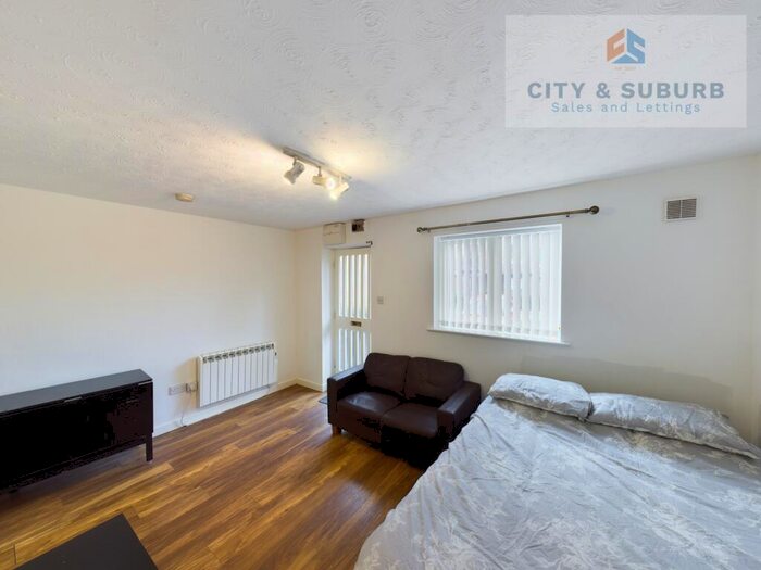 Studio To Rent In Blackfriars Court, Newcastle Upon Tyne, Tyne And Wear, NE1