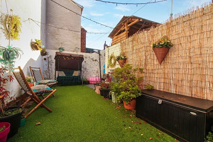 3 Bedroom Terraced House For Sale In North View, Cullercoats, North Shields, NE30