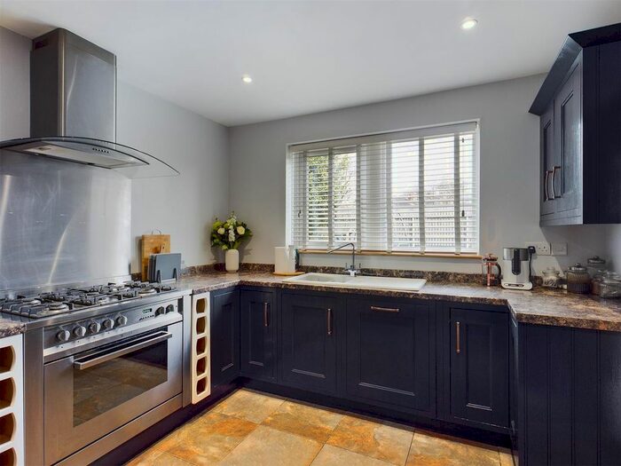 5 Bedroom Detached House For Sale In The Mullions, Roberttown Lane, Roberttown, WF15