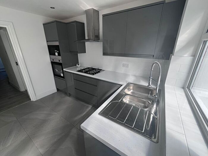 3 Bedroom Terraced House For Sale In Eustace Road, London, E6