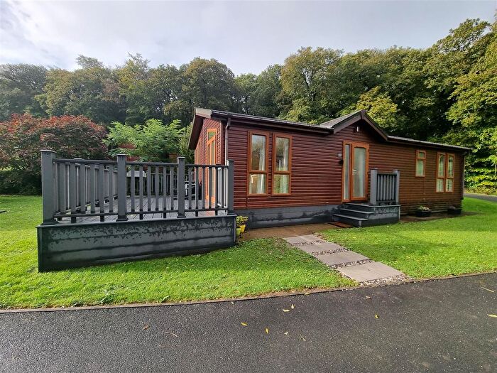 2 Bedroom Chalet For Sale In Willow Bay Country Park, Whitstone, Holsworthy, EX22