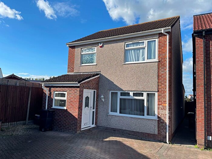 3 Bedroom Detached House For Sale In Derricke Road, Bristol., BS14