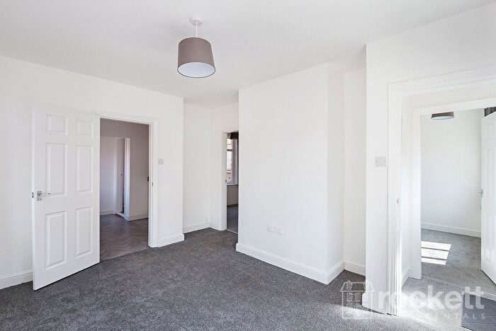 2 Bedroom Bungalow To Rent In Felstead Street, Baddeley Green, Stoke On Trent, Staffordshire, ST2