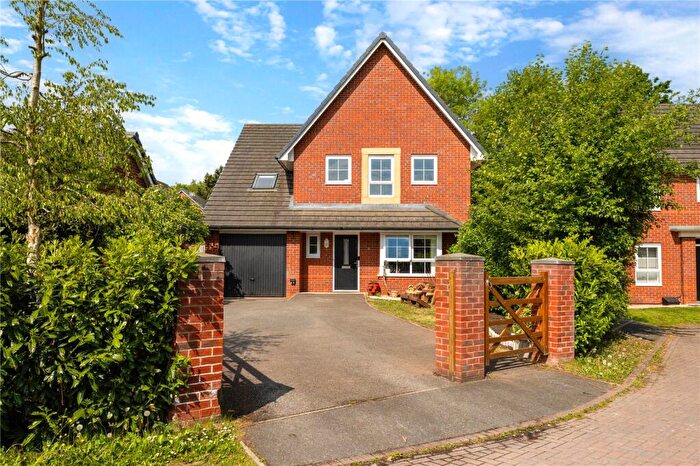 5 Bedroom Detached House For Sale In Wood Farm Close, Chester, Cheshire, CH2