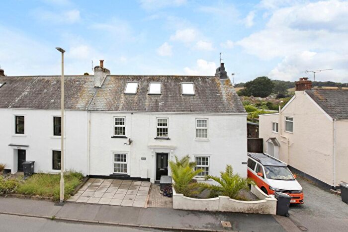 3 Bedroom Terraced House For Sale In The Strand, Starcross, EX6
