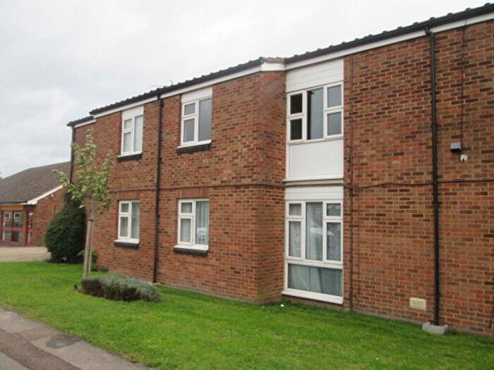 1 Bedroom Apartment To Rent In Shakespeare, Royston, SG8