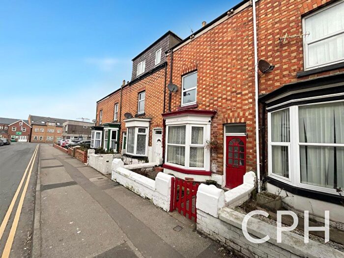 4 Bedroom Property For Sale In Barwick Street, Scarborough, YO12