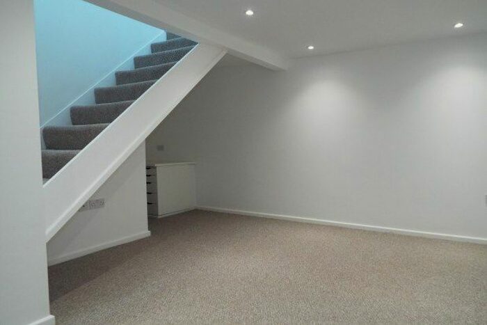 1 Bedroom Flat To Rent In Astwood Road, Worcester, WR3