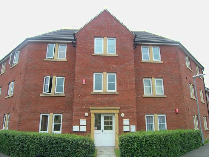 2 Bedroom Apartment To Rent In Middlefield Road, Chippenham, SN14