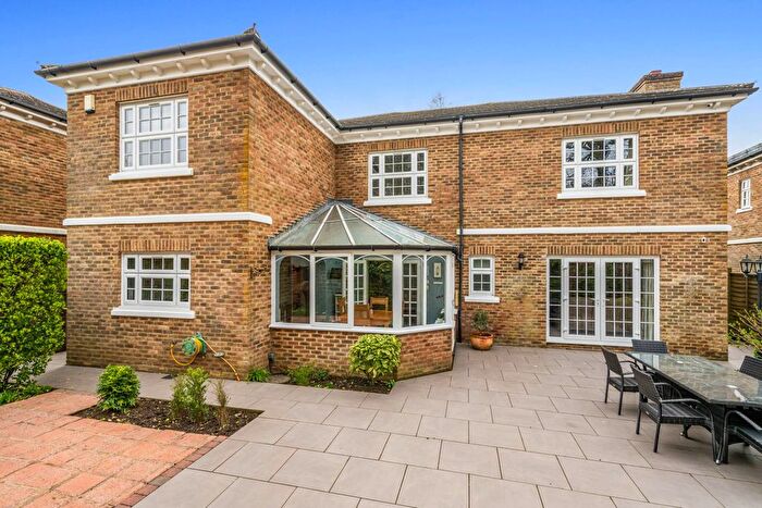 5 Bedroom Detached House For Sale In Huntleys Park, Tunbridge Wells (Complete Chain), TN4