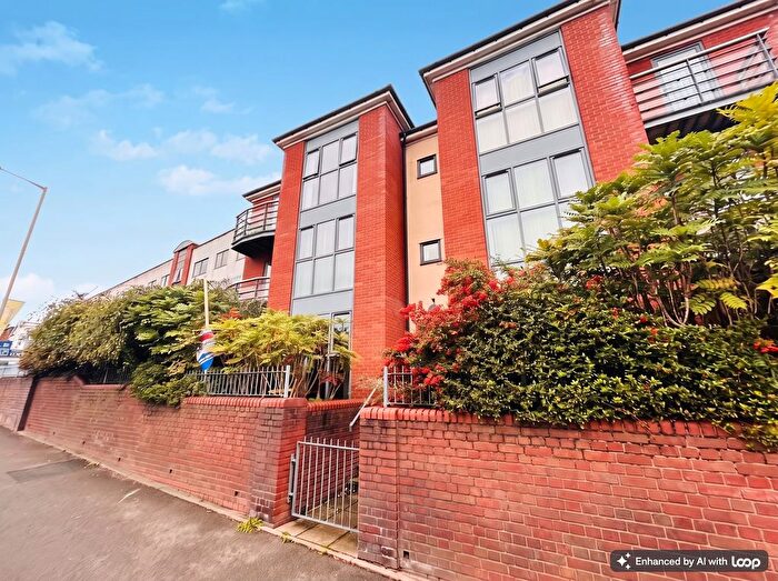 2 Bedroom Flat For Sale In Evolution, High Street, Amblecote, DY8
