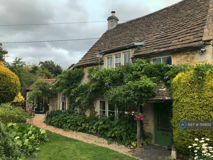 2 Bedroom Semi-Detached House To Rent In Corsham Road, Melksham, SN12