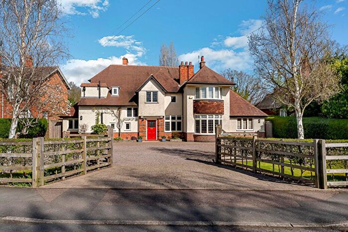 4 Bedroom Detached House For Sale In Swithland Lane, Rothley, LE7