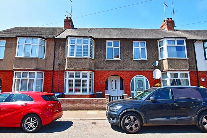 3 Bedroom Terraced House For Sale In Barry Road, Abington, Northampton, NN1
