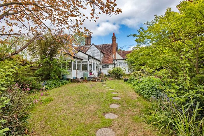 2 Bedroom Semi-detached House For Sale In Brandfold Cottages, Goudhurst, Kent, TN17
