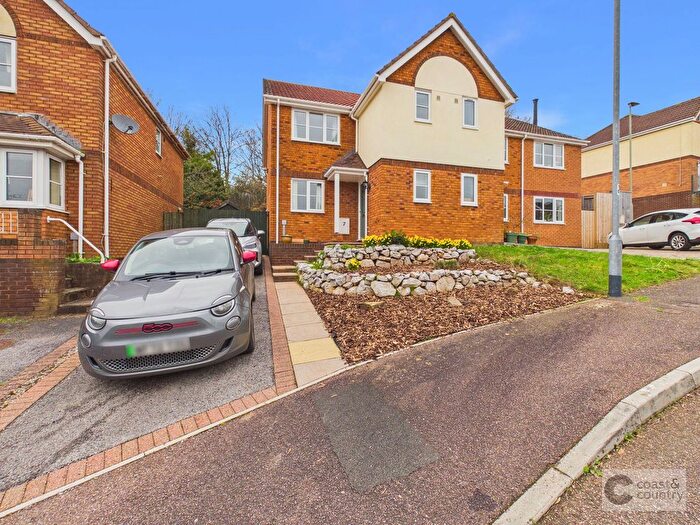 3 Bedroom Semi Detached House For Sale In Avery Hill, Kingsteignton, TQ12