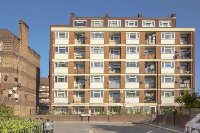 1 Bedroom Flat To Rent In Newburn Street, Kennington, SE11