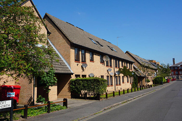 1 Bedroom Apartment For Sale In Just Off High Street, SL1